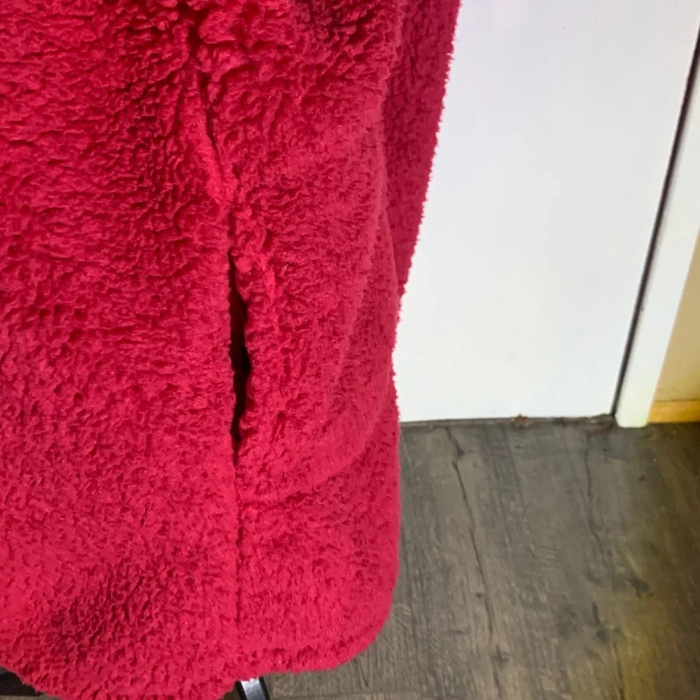 Cozy Red Hooded Fleece Coat - Picture 4 of 6